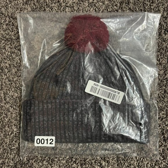 lululemon NWT Textured Fleece-Lined Knit Beanie Cassie/Black/Dark Heather Grey - Picture 5 of 5
